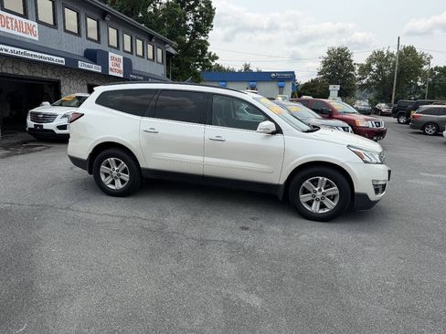 Used 2014 Chevrolet Traverse LT AWD/4WD image 4