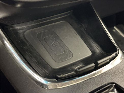 Used 2018 Toyota Avalon XLE Premium image 30