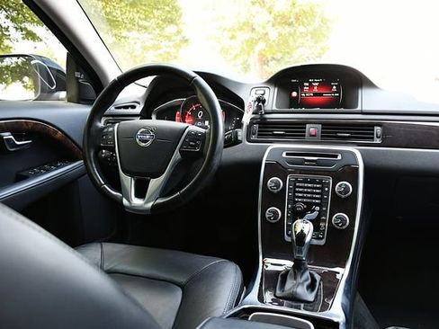 Used 2016 Volvo XC70 T5 Platinum AWD/4WD image 18