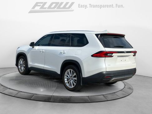 Used 2024 Toyota Grand Highlander Platinum image 6