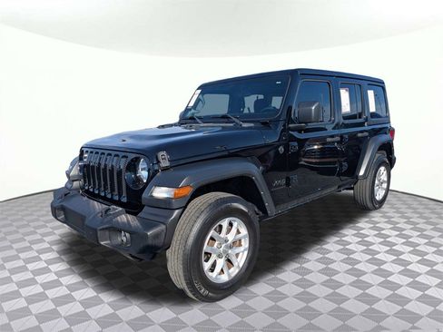 Used 2023 Jeep Wrangler Sport S image 7