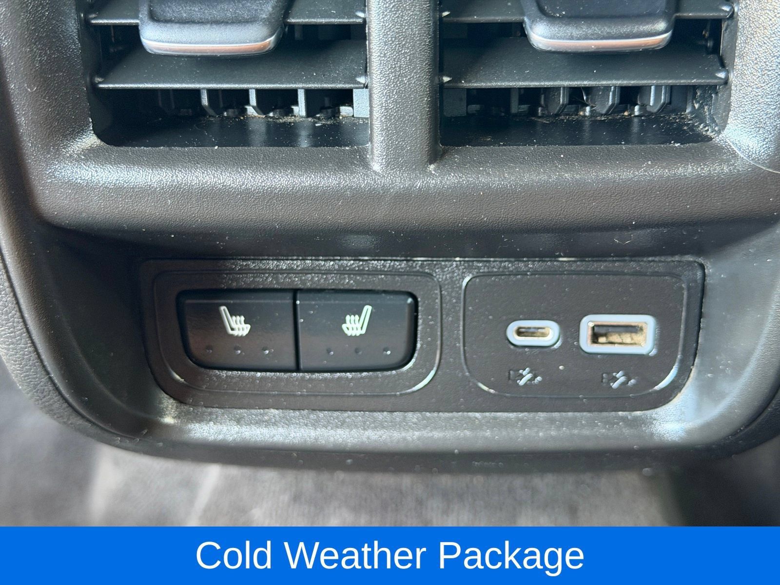 Used 2024 Cadillac XT4 Premium Luxury AWD/4WD image 30