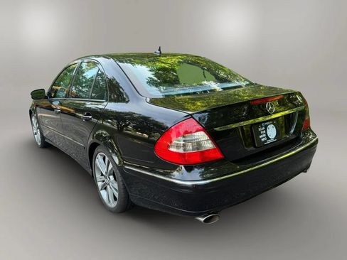 Used 2007 Mercedes-Benz E 350 Sedan image 2