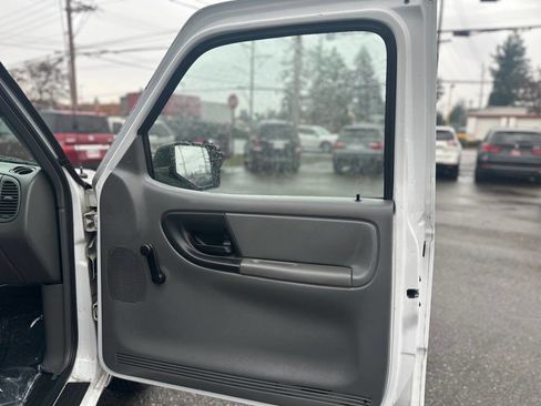 Used 2010 Ford Ranger XLT image 18