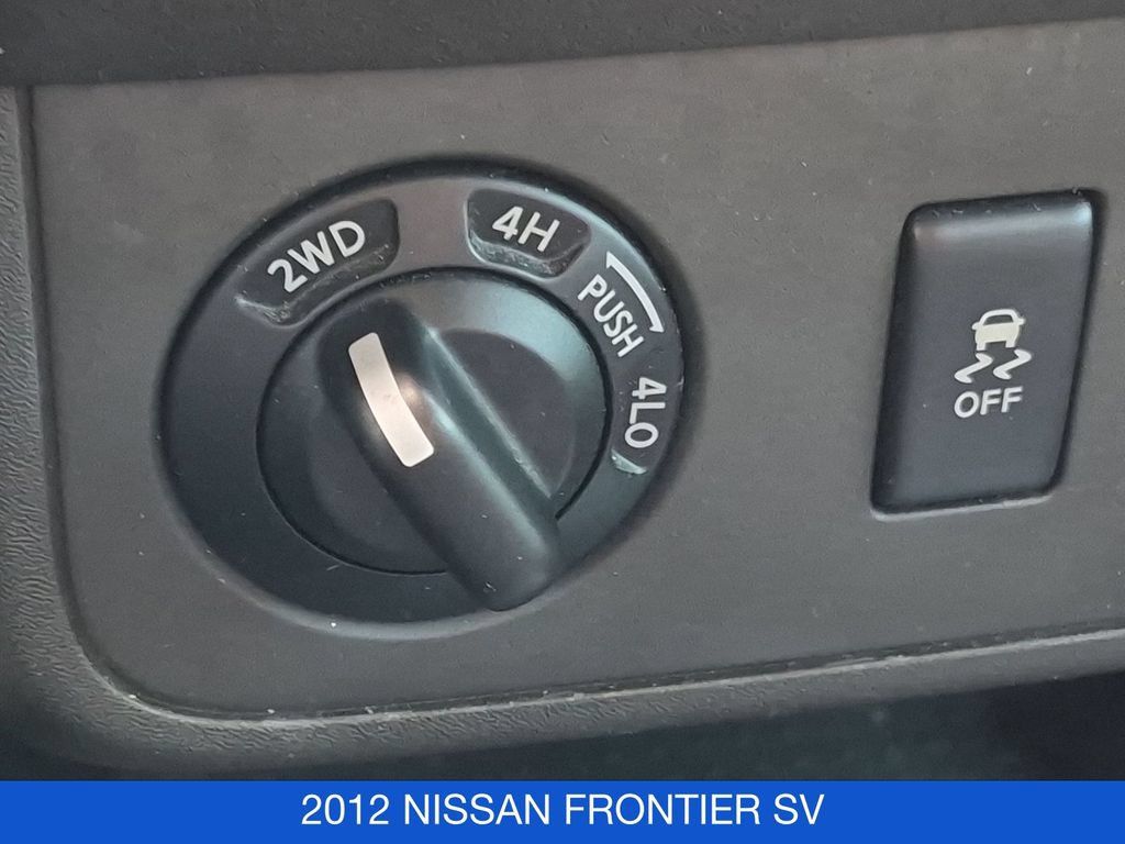 Used 2012 Nissan Frontier SV w/ SV Premium Utility Pkg AWD/4WD image 25