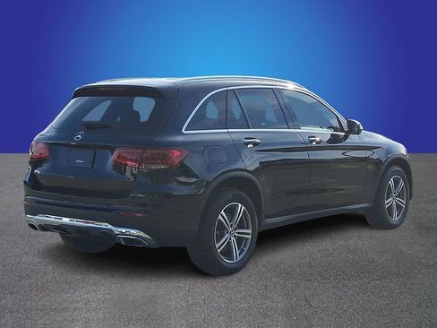 Used 2022 Mercedes-Benz GLC 300 image 4
