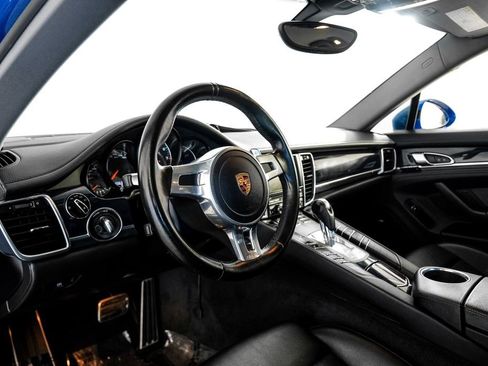 Used 2016 Porsche Panamera Edition w/ Premium Package Plus image 2