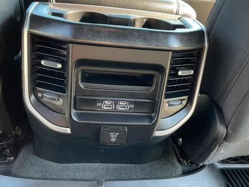 Used 2021 RAM 1500 Big Horn AWD/4WD image 40
