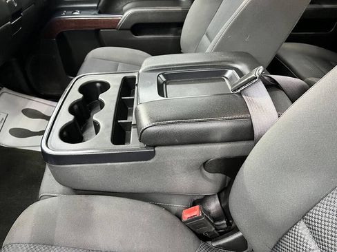 Used 2017 GMC Sierra 1500 SLE w/ SLE Value Package AWD/4WD image 18