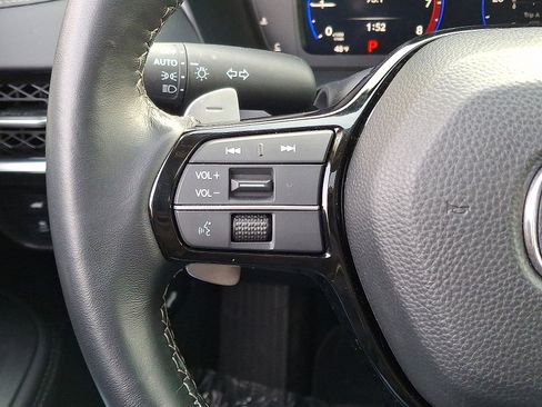 Used 2025 Acura ADX FWD image 21