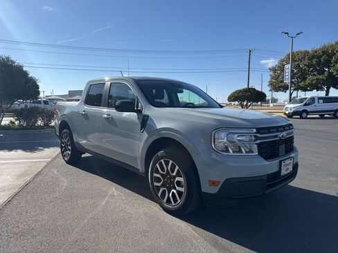 Used 2024 Ford Maverick Lariat image 8