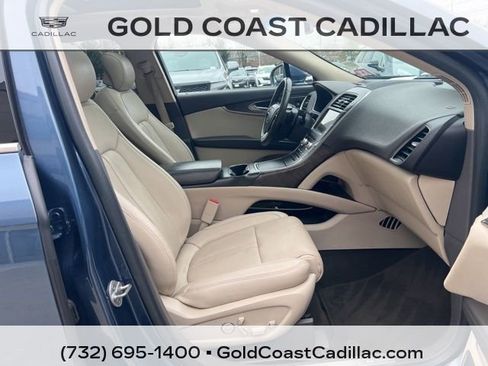 Used 2019 Lincoln Nautilus Reserve w/ Driver Assistance Package image 7