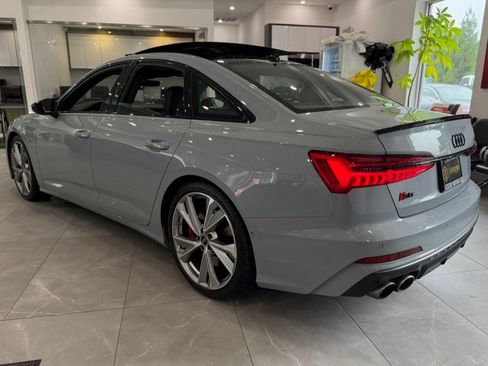 Used 2023 Audi S6 Premium Plus w/ Premium Plus Package AWD/4WD image 5