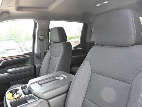 Used 2025 Chevrolet Silverado 1500 LT RWD image 19