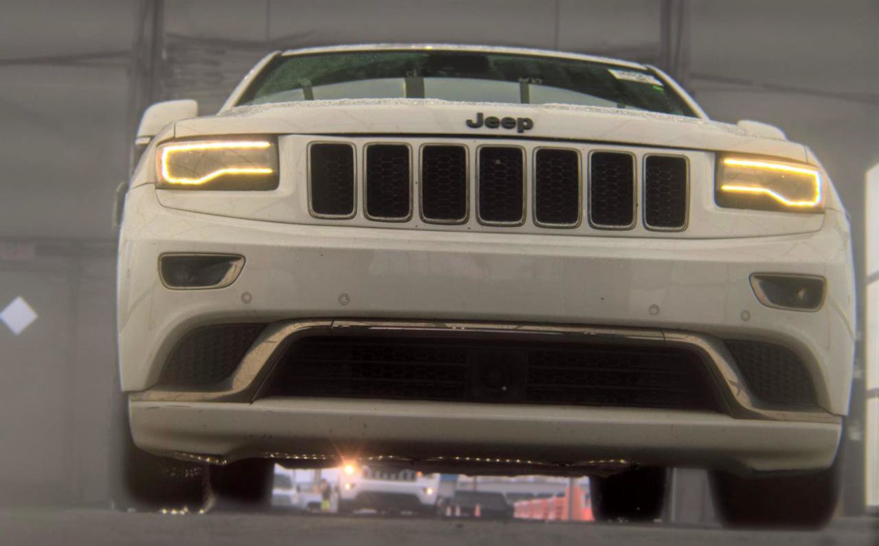 Used 2015 Jeep Grand Cherokee High Altitude AWD/4WD image 3