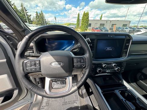 Used 2025 Ford F250 Platinum AWD/4WD image 24