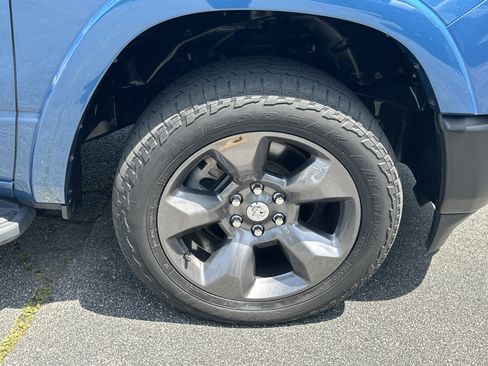 Used 2024 RAM 1500 Big Horn AWD/4WD image 16