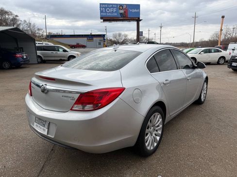 Used 2011 Buick Regal CXL image 6