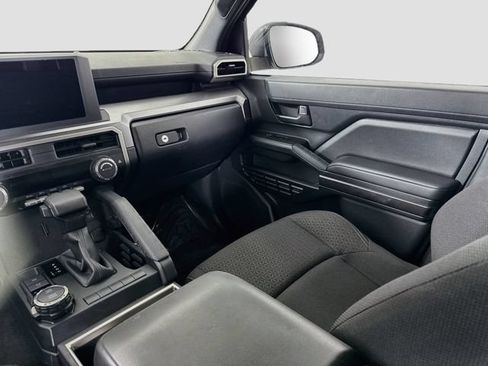 Certified 2025 Toyota 4Runner SR5 AWD/4WD image 23