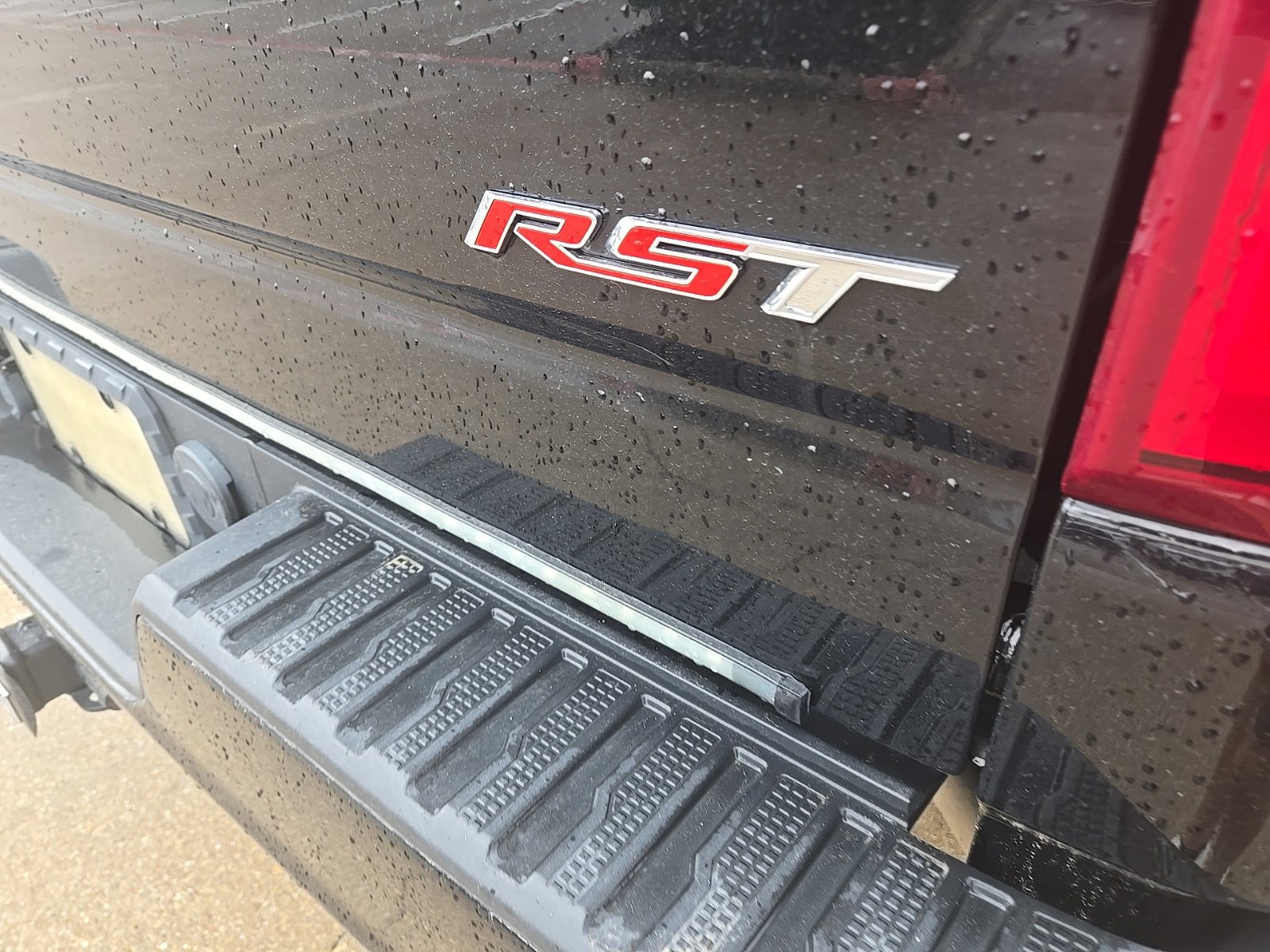 Used 2021 Chevrolet Silverado 1500 RST w/ Bed Protection Package RWD image 9
