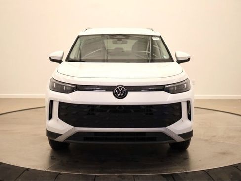 New 2026 Volkswagen Tiguan S image 8