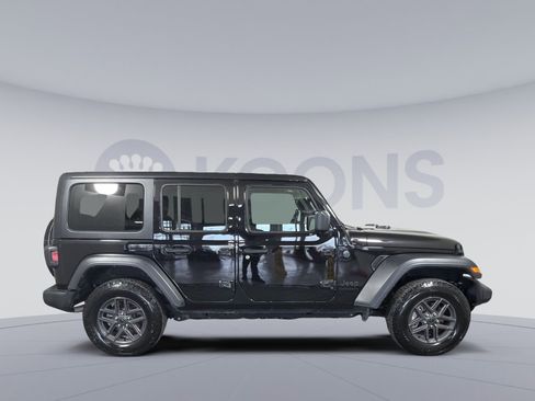 Used 2024 Jeep Wrangler Sport S image 8