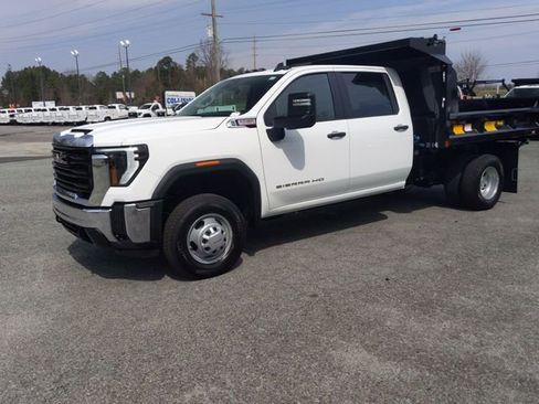 New 2025 GMC Sierra 3500 Pro w/ Convenience Package image 15