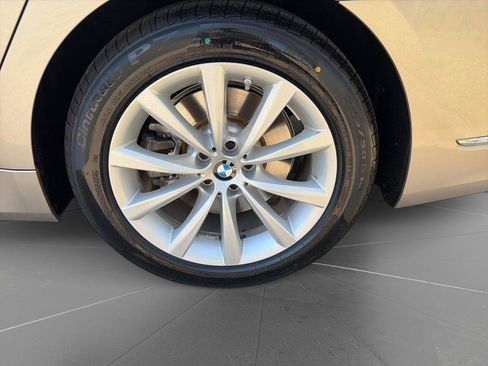 Used 2022 BMW 740i RWD image 17