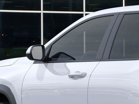 New 2027 Chevrolet Equinox LT w/ Convenience Package II AWD/4WD image 12