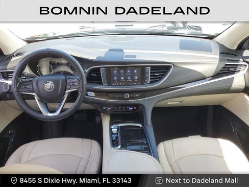 Used 2023 Buick Enclave Essence image 15