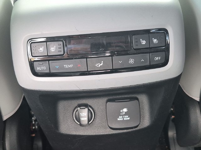 Used 2023 Hyundai Palisade SEL w/ Premium Package FWD image 21