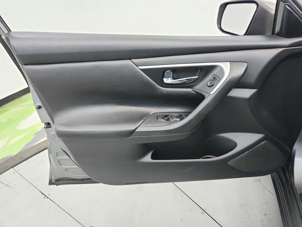 Used 2016 Nissan Altima 2.5 S w/ Power Driver Seat Package FWD image 20
