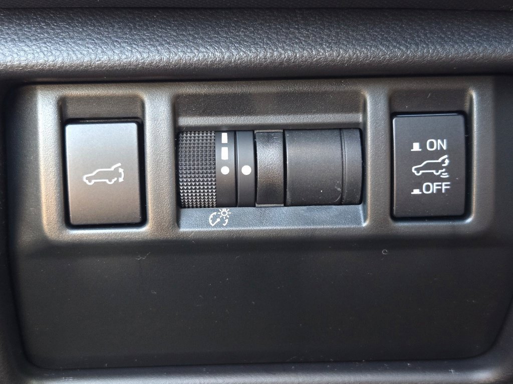 New 2026 Subaru Forester Premium AWD/4WD image 33