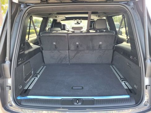 Used 2025 Jeep Grand Wagoneer L Series II Obsidian w/ Quick Order Packagew 28T image 15