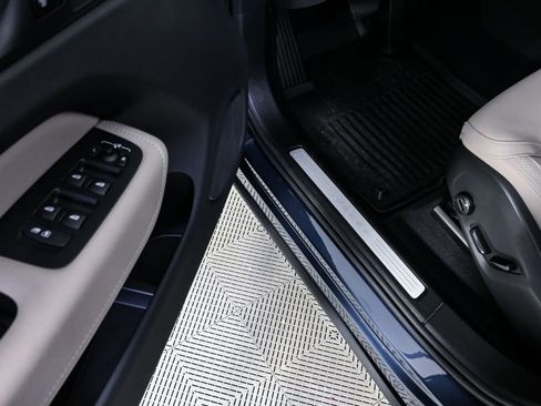 Used 2026 Volvo XC60 B5 Plus w/ Protection Package Premier image 9