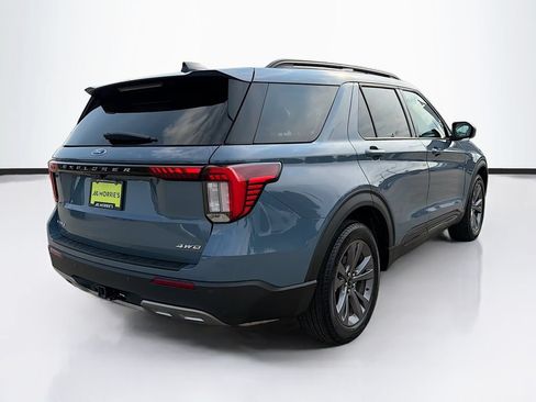 Used 2026 Ford Explorer Active w/ Active Comfort Package AWD/4WD image 4