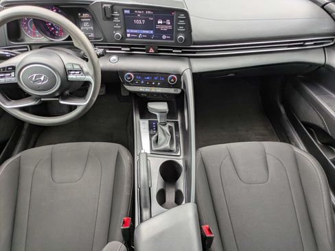 Used 2023 Hyundai Elantra SEL w/ Cargo Package FWD image 8