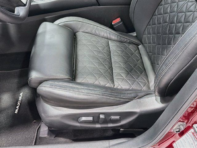 Used 2018 Nissan Maxima Platinum FWD image 18
