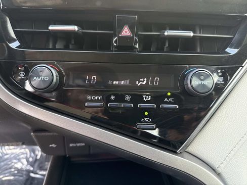 Used 2024 Toyota Camry LE FWD image 28