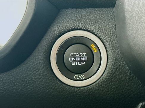 Used 2023 RAM 1500 Big Horn AWD/4WD image 21