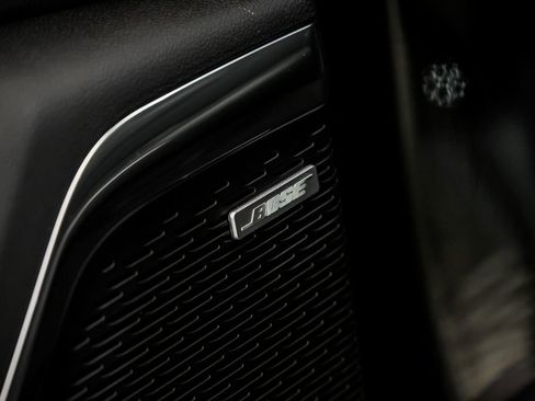 New 2026 GMC Acadia Denali w/ Super Cruise Package image 7