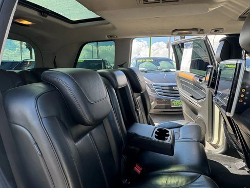 Used 2012 Mercedes-Benz GL 550 4MATIC image 16