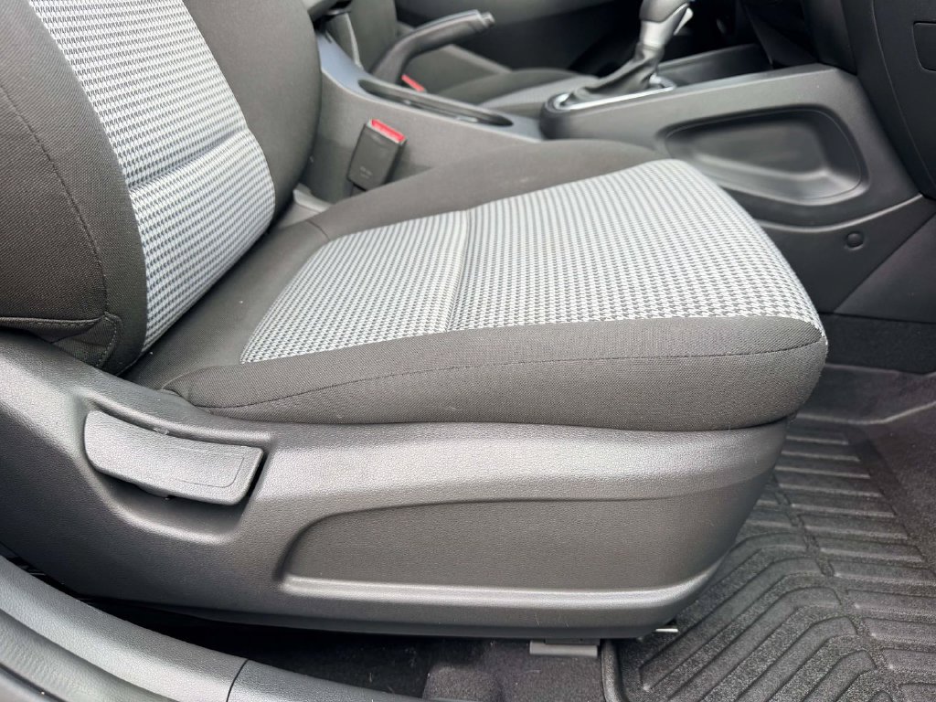 Used 2023 Hyundai Kona SE AWD/4WD image 12
