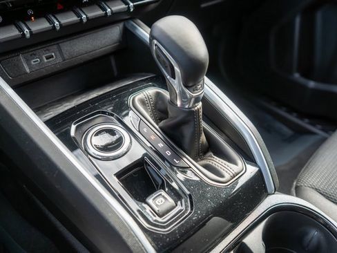 Used 2023 Chevrolet Colorado LT image 26