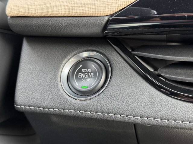 Used 2026 Buick Enclave Preferred w/ Super Cruise Package FWD image 32