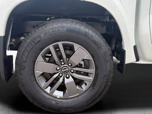 New 2026 Nissan Frontier SV AWD/4WD image 35
