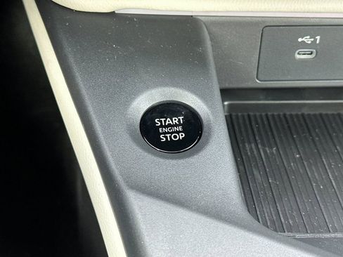 New 2026 Nissan Sentra SL w/ Floor Mat Package FWD image 21
