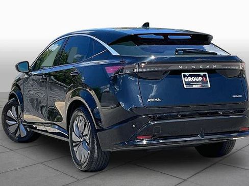 Certified 2023 Nissan Ariya FWD image 11