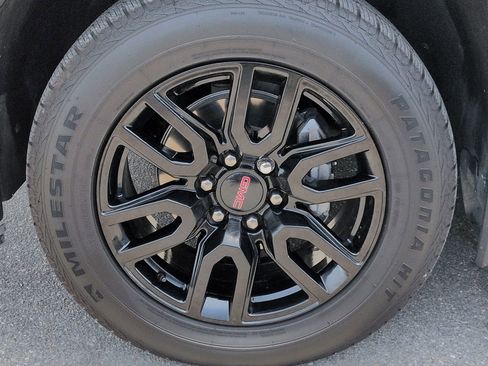 Used 2024 GMC Sierra 1500 Elevation w/ LPO, Elevation Black Package AWD/4WD image 11