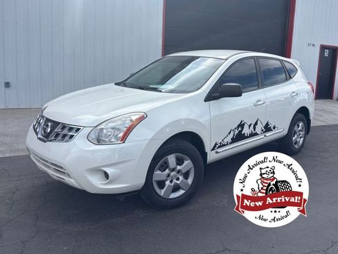 Used 2013 Nissan Rogue S image 1